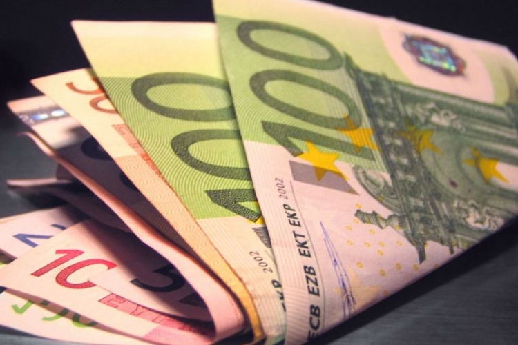 Finska: Svakom građaninu minimalno 800 evra mjesečno