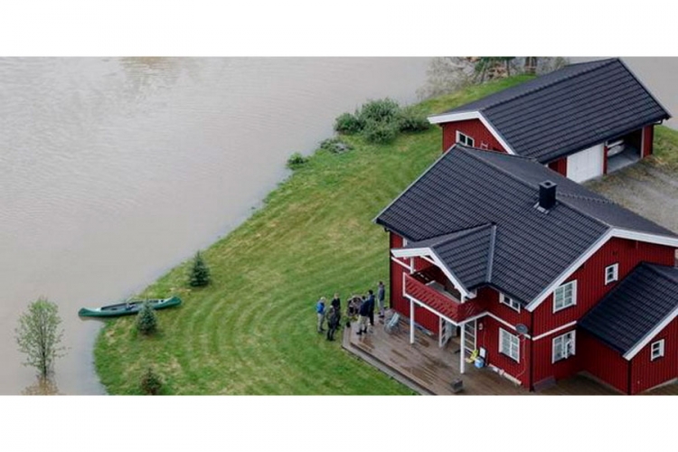 Norveška: Evakuisano 100 kuća