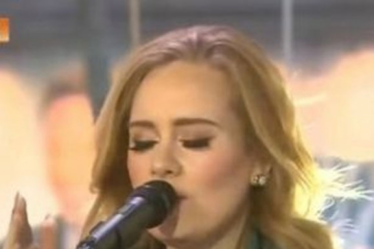Šokirala fanove: Evo od koga je Adel ukrala novi hit (VIDEO)