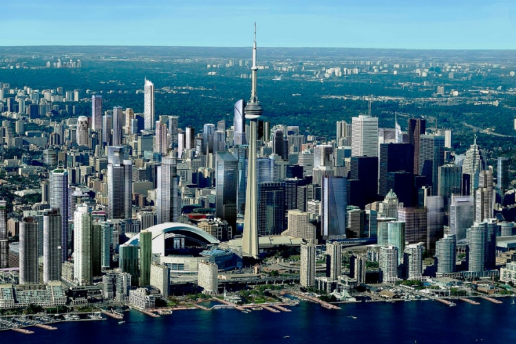 Prvi avion s izbjeglicama slijeće sutra u Toronto