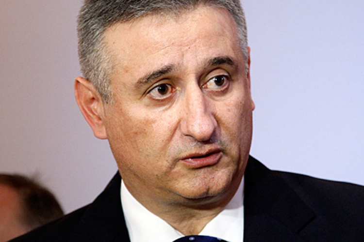 Karamarko optužuje vladu da uvodi "puzajući državni udar"