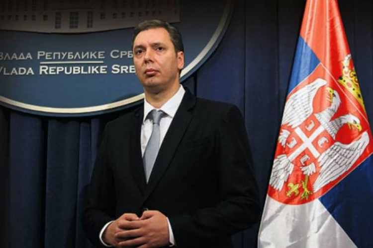 Vučić: Pratimo situaciju u BiH