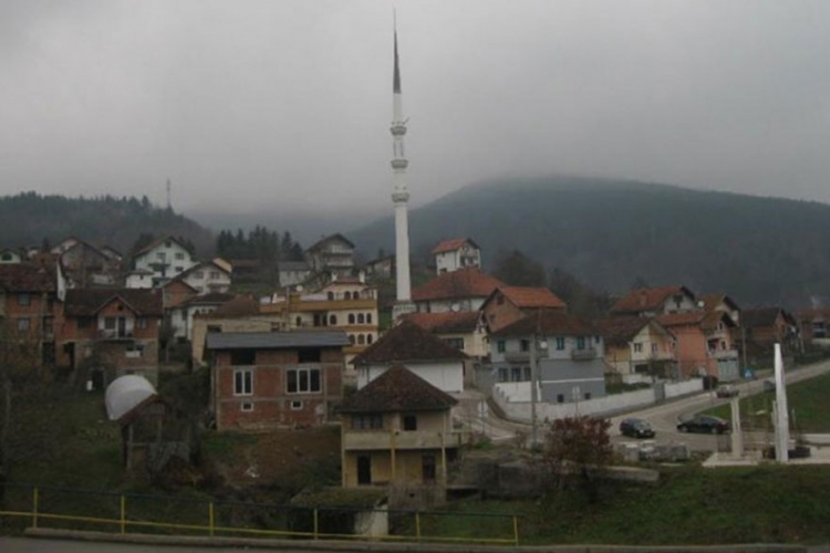 RS mora platiti milion KM za rušenje najstarije džamije u BiH