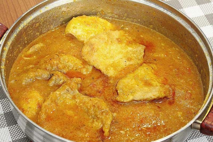 Nedjeljni ručak: Šnicle u ajvar sosu