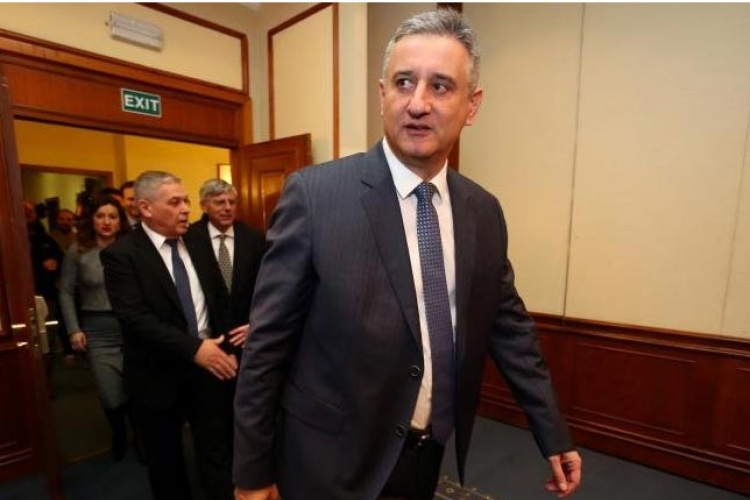 I HDZ odbio Mostov prijedlog o formiranju tripartitne vlade