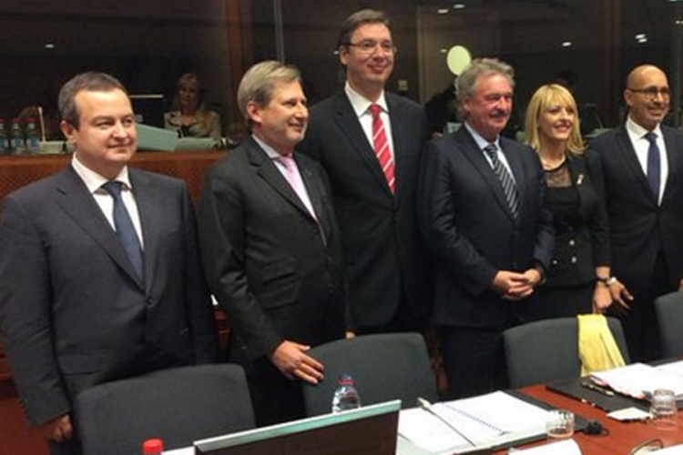 Istorijski trenutak: Srbija otvara prva poglavlja u pregovorima sa EU