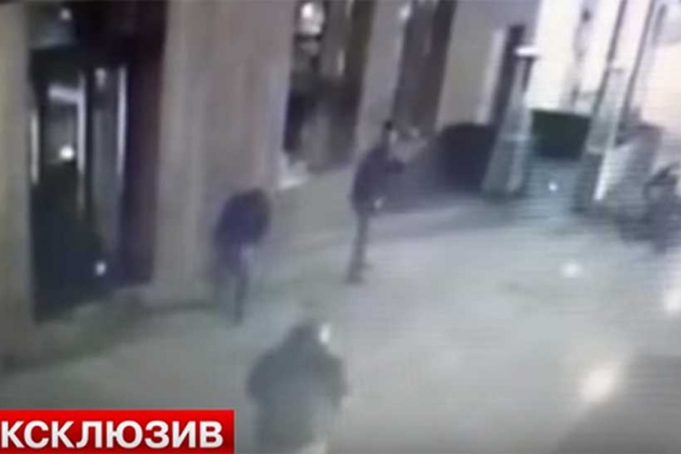 Pogledajte snimak okršaja bandi u Moskvi: Dvoje mrtvih, pet povrijeđenih (VIDEO)