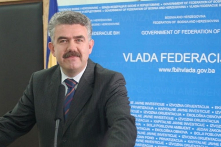 Herceg: Ukupan dug zdravstvenih ustanova oko milijardu maraka