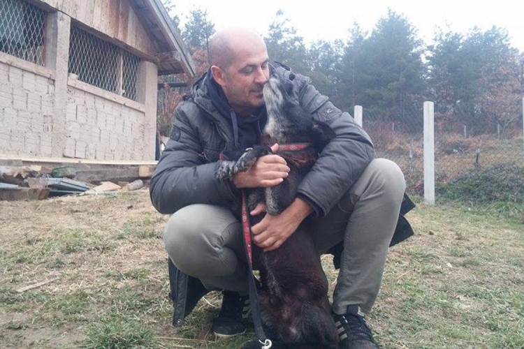 Iz Sarajeva došao u Bijeljinu da spasi psa iz bunara