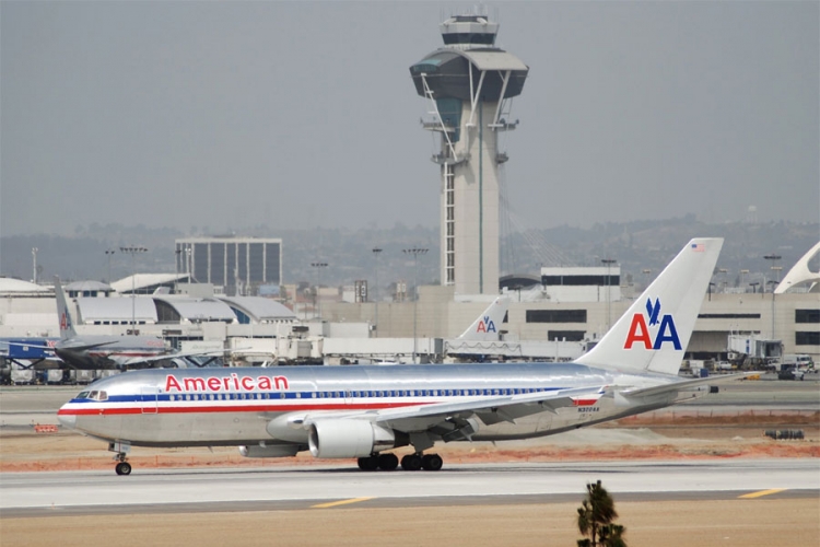 Avion iz Pariza za Ameriku pod opsadom policije, pronađen sumnjiv predmet