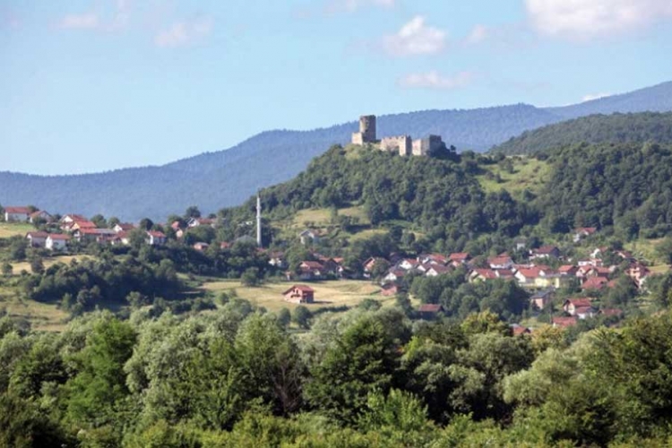 Novo ruho tvrđave u starom gradu Sokocu kod Bihaća (FOTO)