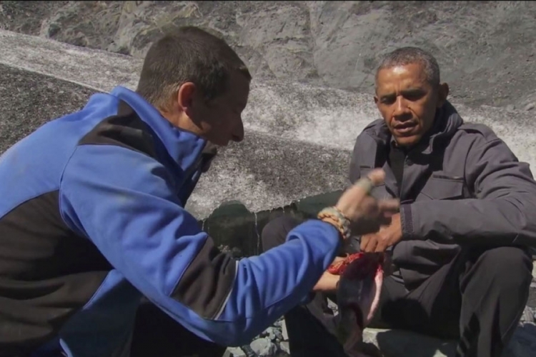 Obama oponaša Putina: Snalaženje u divljini ali sa Ber Grilsom (FOTO)  