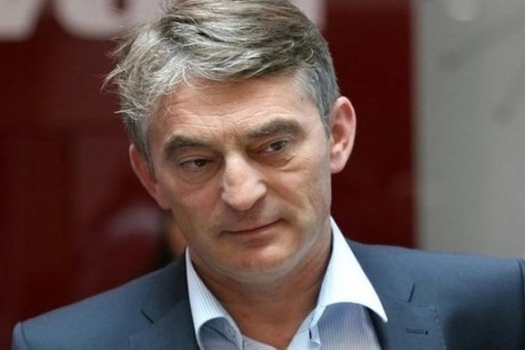 Komšić nakon isključenja Suljagića i Bajrovića: Spletkarenja neće biti dopuštena u DF-u