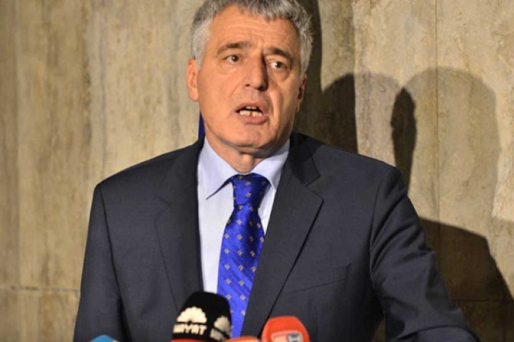 Prodanović: Za kandidaturu potrebno duplo više potpisa