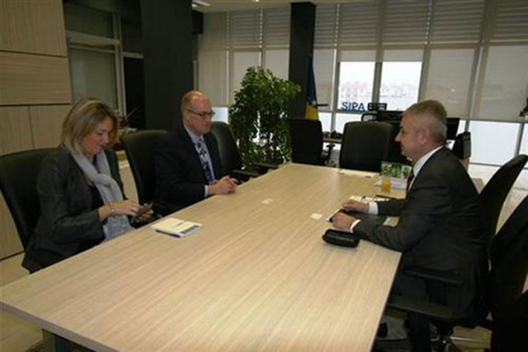 Stanić i Mur za povećanje bezbijednosti u regionu