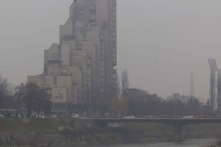 Vazduh u Tuzli, Zenici, Kaknju i Sarajevu i dalje nezdrav i opasan