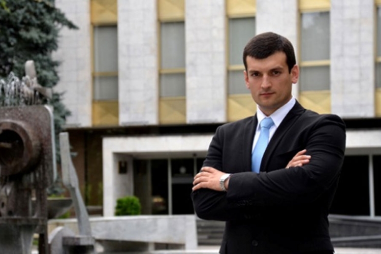  Banjalučki SDS: Davor Šešić sjeda u Tadićevu fotelju?