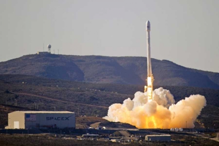 Uspješan povratak rakete "Falkon 9" na zemlju