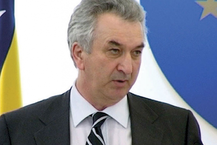 Šarović: Netačna informacija o bescarinskom uvozu u BiH od 1. januara