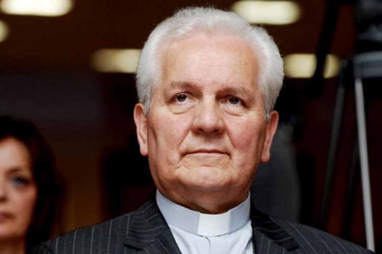 Novi Grad: Banjalučki biskup Komarica služi ponoćnu misu