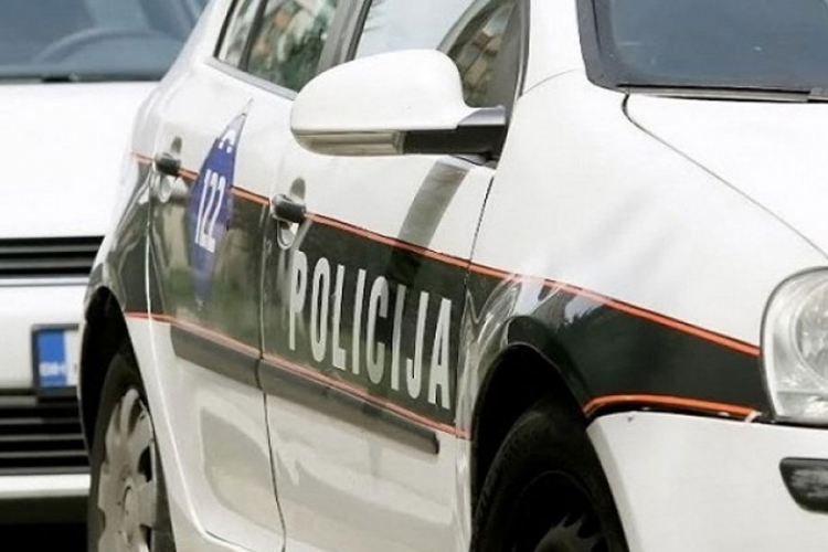Zeničanin teško povrijeđen u saobraćajnoj nesreći na Komaru