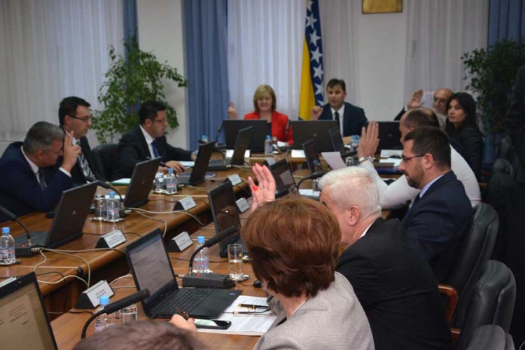 Povodom Nove godine neradni dani u FBiH petak i subota