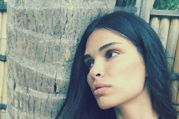 Seksi manekenka Jovana Švonja na Maldivima (FOTO)