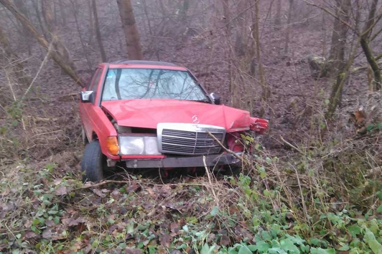 Sudar tri vozila kod Gradiške (FOTO)