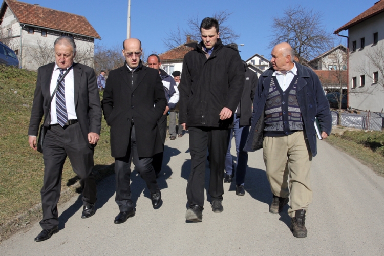 Salkić posjetio povratnike u Mahali: Suživot izgradili u zajedništvo