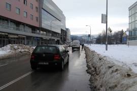 Oblačno sa kišom i toplo u nedjelju