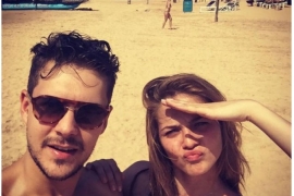 Miloš Biković u ženskom društvu na Šri Lanki (FOTO)