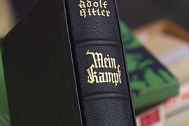 Hitlerov "Mein kampf" rasprodat za sedam dana