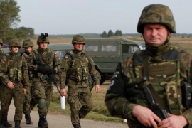 Poljska formira Narodnu gardu i razmješta je ka Rusiji