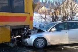 Bugojno: U sudaru autobusa i audija teže povrijeđen bračni par