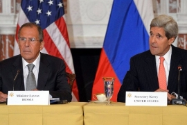Srpska zastava, uz američku, na sastanku Lavrova i Kerija (FOTO)