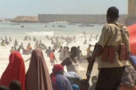 Somalija: Automobil bomba eksplodirao u restoranu, napadači pucaju na ...