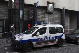 Šest škola u Parizu evakuisano zbog dojava o bombi