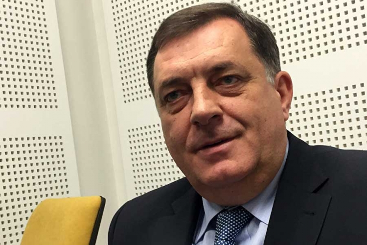 Dodik: BiH je nešto što može, a ne mora biti