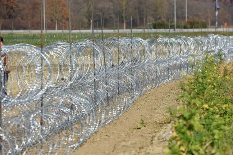Slovenija: Rješenje EU o krizi ili žičana ograda prema Hrvatskoj 