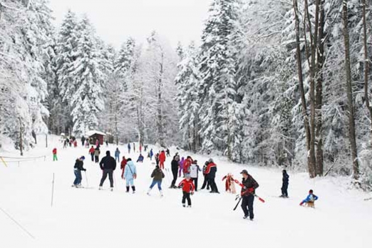 Besplatan ski-pas za otvaranje sezone na Kozari


