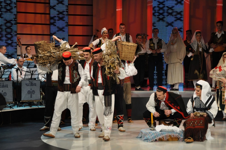 KUD "Čajavec": Godišnji koncert u duhu seoba