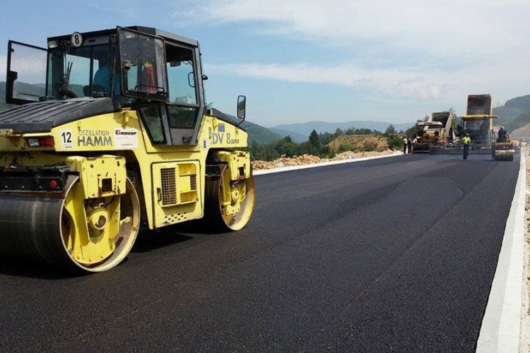 U BiH stižu milijarde KM: Gradiće se putevi, elektrane…