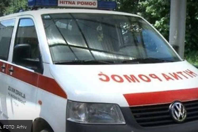 Mostar: Sudar tri vozila, četiri osobe povrijeđene