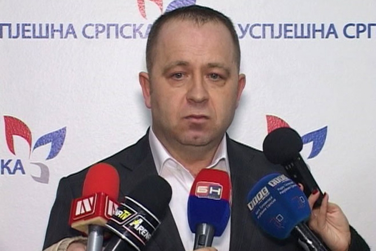 Poslanik SDS-a Zlatko Maksimović formirao "Uspješnu Srpsku"