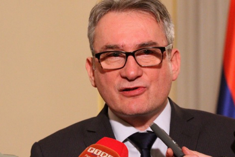 Bosić: Riješiti se što prije stranaca u Ustavnom sudu