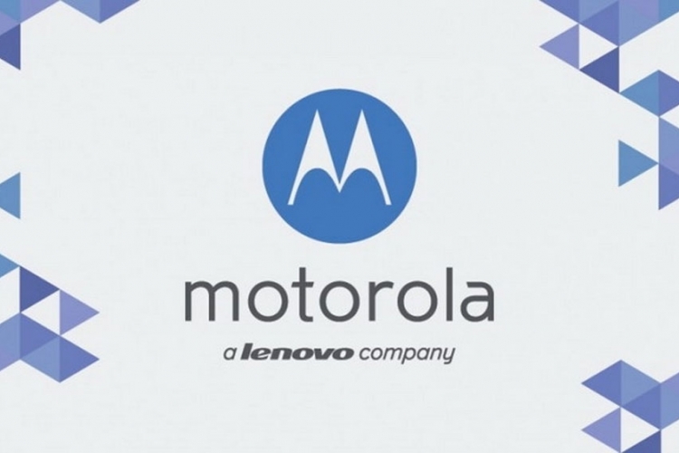 Lenovo gasi Motorola brend smartfona