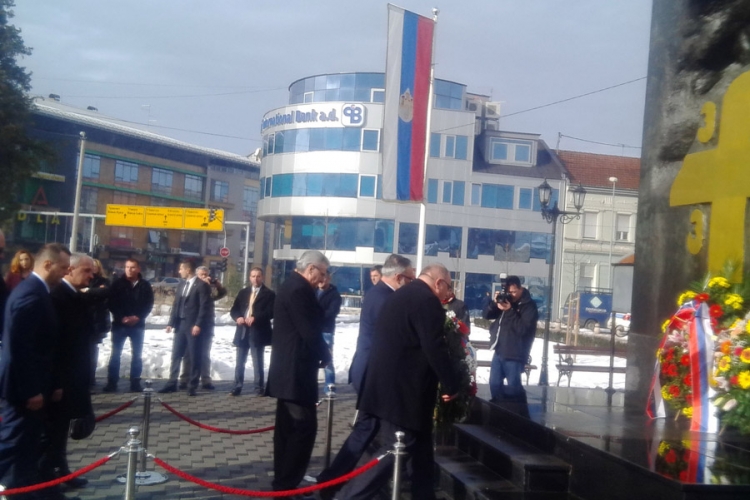 Savanović: I u distriktu iskazano poštovanje prema životima datim za RS