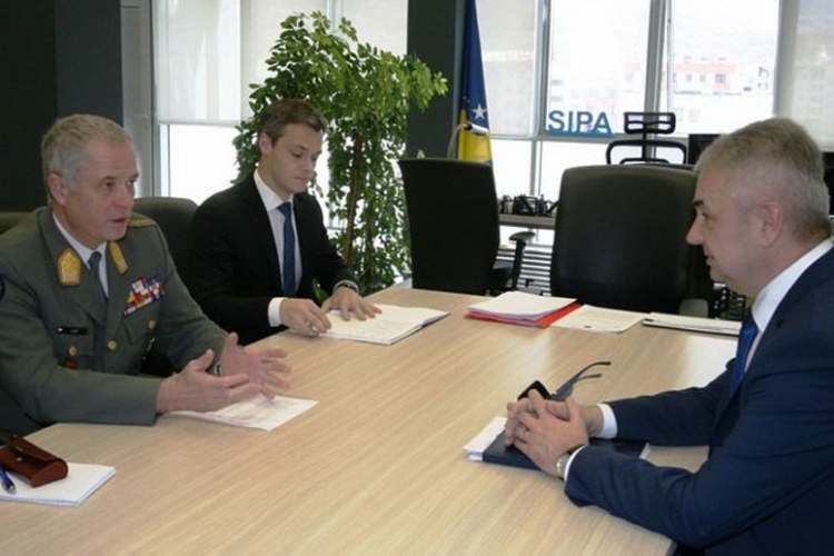 Luif - Stanić: Prioritet Sipe borba protiv terorizma