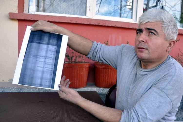 Htio provjeriti koliko ima radnog staža, pa otkrio da je “mrtav”