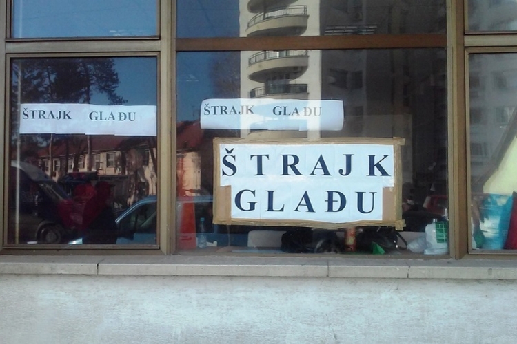 Radnici "Konjuha" sedmi dan u štrajku glađu